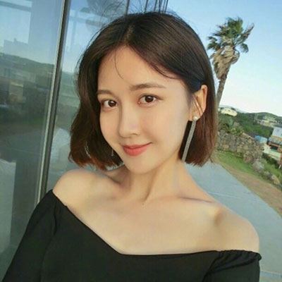 韩范女生中分短发发型 做个气质短发美女