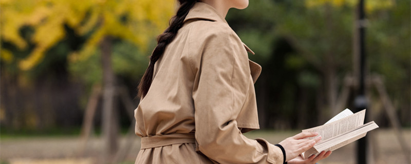 风衣是参照什么服装做出来的 风衣是什么衣服 