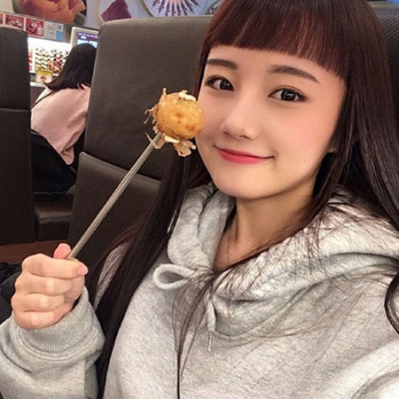 二次元刘海适合什么发型 选对发型才是真美