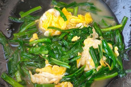 韭菜怎么做好吃？韭菜炒鸡蛋的做法