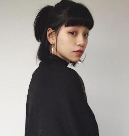 2023最新流行女生减龄厚刘海大全