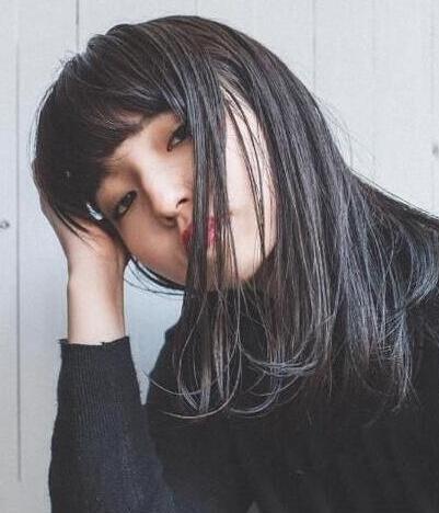 2023最新流行女生减龄厚刘海大全