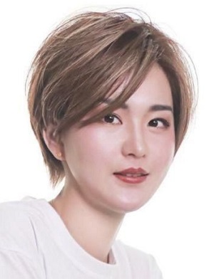 适合瘦脸女生发型  修颜减龄优美动人