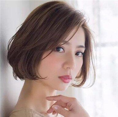 乖乖女孩适合的显瘦时髦短发发型