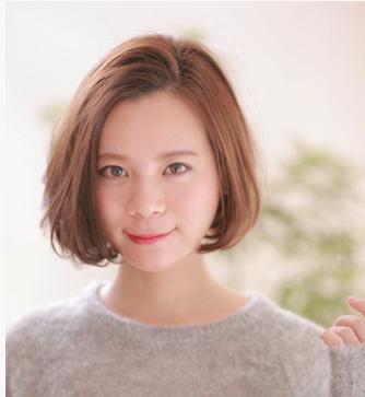 圆脸短发可爱发型 修颜减龄不失活泼可爱的短发
