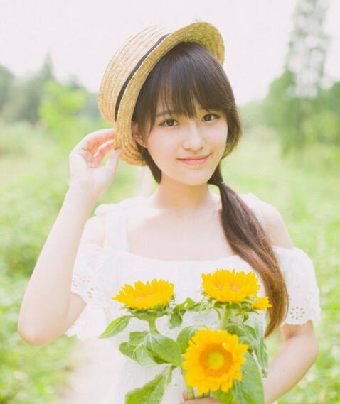 最新女生长发发型盘点 夏季里最迷人的气质