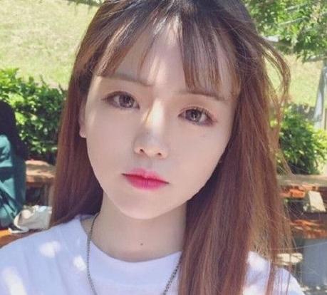 换季了弄什么发型好看 时尚大气的瘦脸发型早秋必备