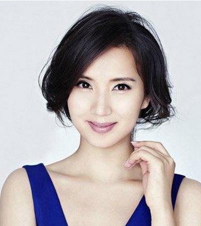圆脸女士发型 圆脸适合什么发型,修颜减龄圆脸发型