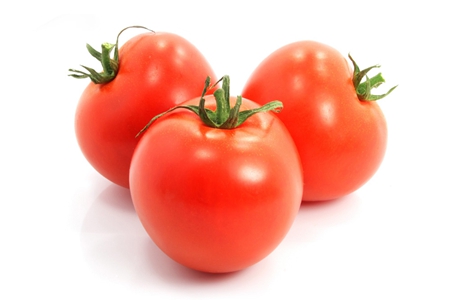 哪些食物能够帮助防晒？夏季吃这些食物给肌肤加分