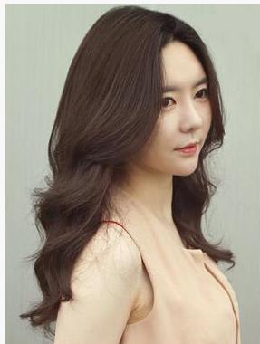 圆脸的人适合什么发型 适合圆脸MM的刘海发型