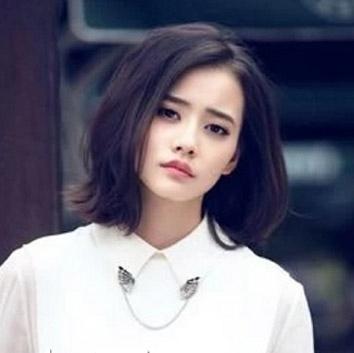 圆脸短卷发发型 娇俏迷人的短卷发变身时尚小甜心