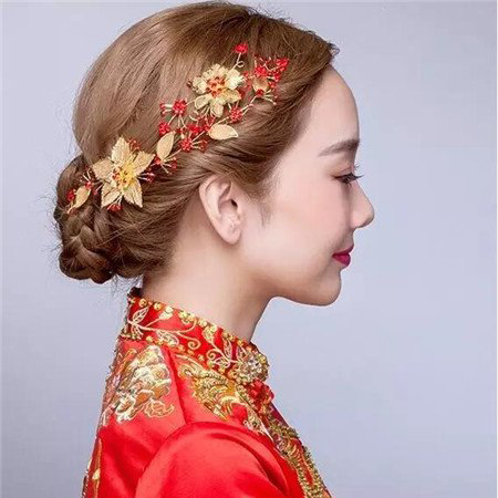 中式新娘发型简单大方  新娘发型2023款