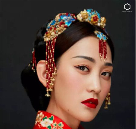 中式新娘发型简单大方  新娘发型2023款