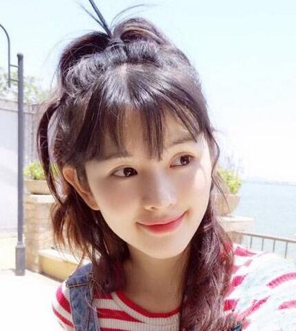 2023夏季清爽甜美风发型