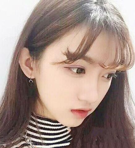 2023夏季清爽甜美风发型