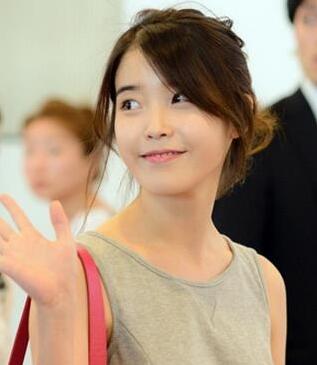额头窄女生适合的刘海修颜发型