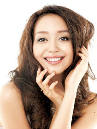 适合圆脸女生的发型 尽显淑女风范的圆脸女生发型