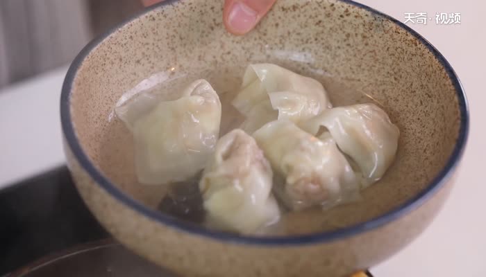 馄饨的包法 