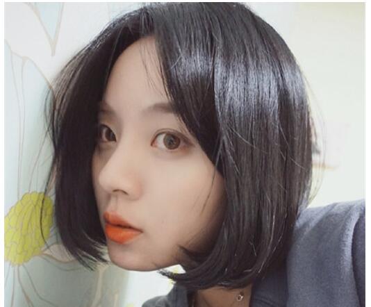 时髦吸睛又洋气的小内扣短发发型