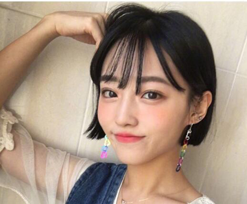 夏季清爽学生短发发型