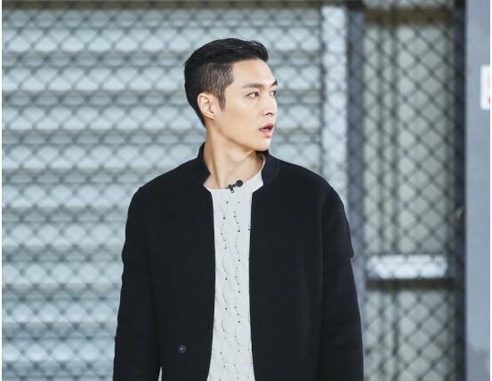 张艺兴整容前真吓人 张艺兴的发型怎么留