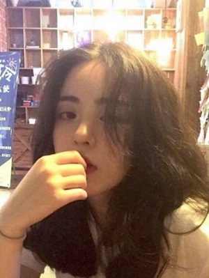 ​2024最新中长发发型  让你轻松拥有与众不同