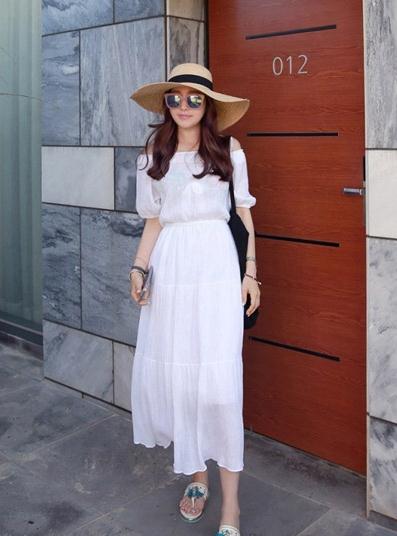 韩版白色连衣裙穿搭示范 夏天就爱仙女风