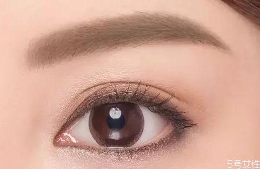 染眉胶是干什么的 眉胶和染眉膏的区别