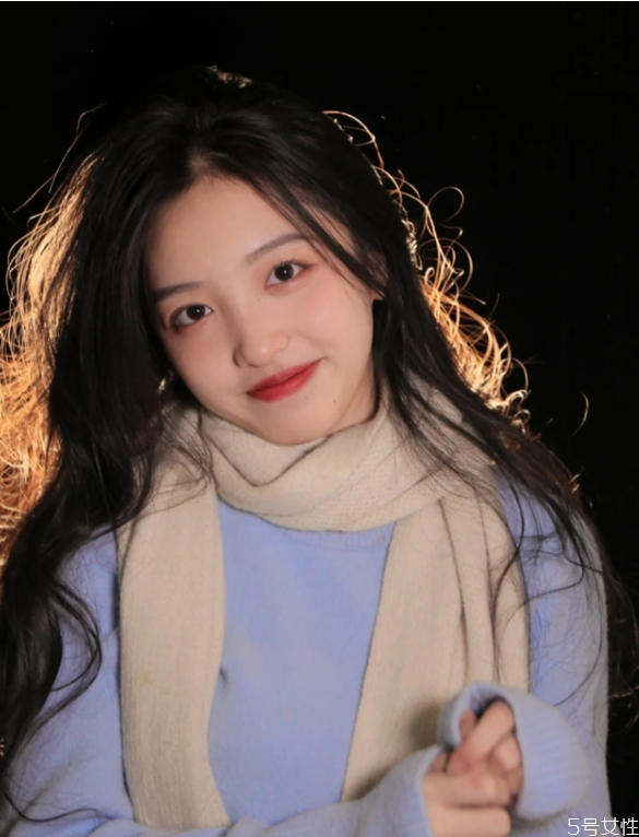 氛围感美女发型 2020最流行的发型