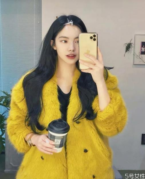 氛围感美女发型 2020最流行的发型