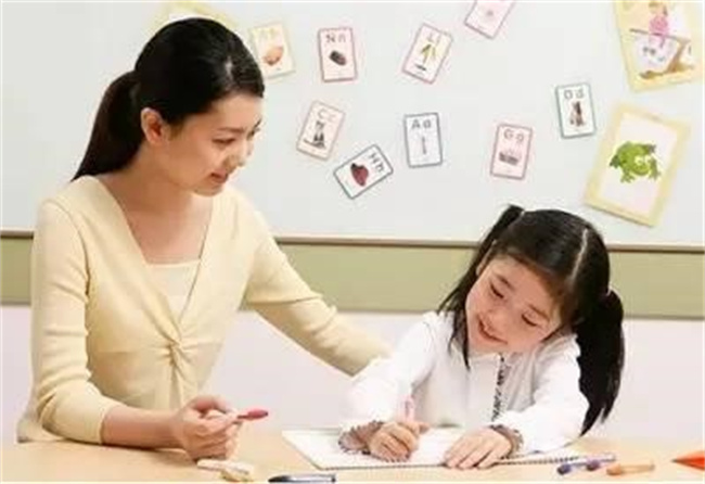 孩子如何成为备受欢迎的小客人 