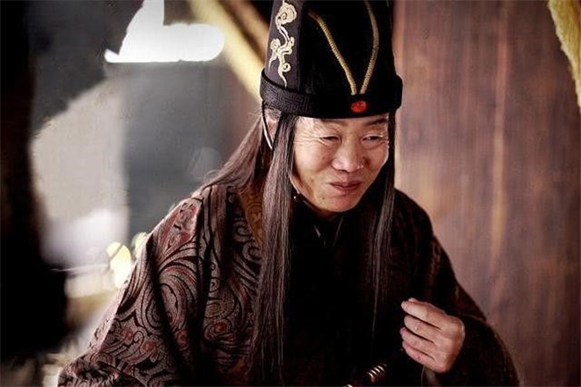 明清两朝太监地位下降的原因是什么 
