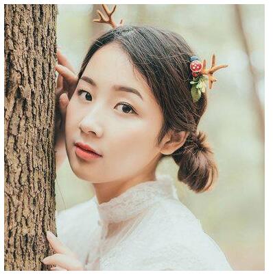 今年最流行的短发扎发发型