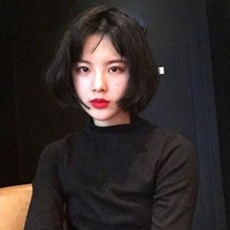 脑门大的女生适合的瘦脸短发发型