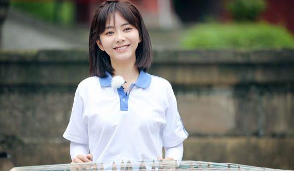 大圆脸女生适合的短发发型，5款圆脸女明星发型
