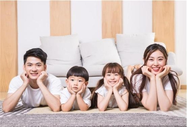 父母如何克服偏心偏爱孩子 