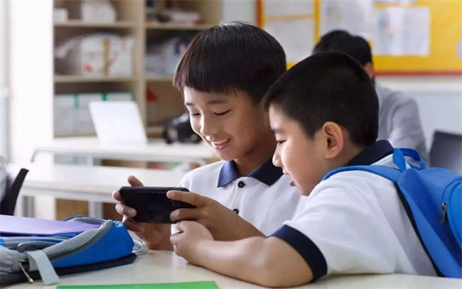 初中学生沉迷手机怎么办 