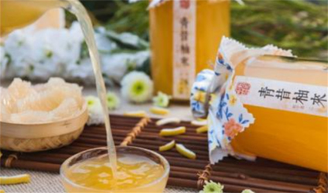 ​柚子酒的制作方法，柚子酒的功效 