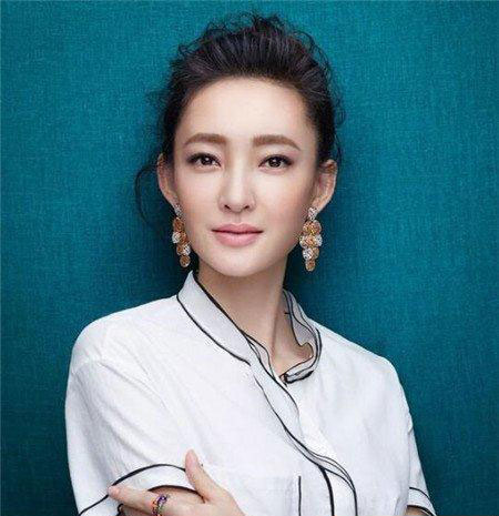 绝美盘发造型 复古风VS清新风