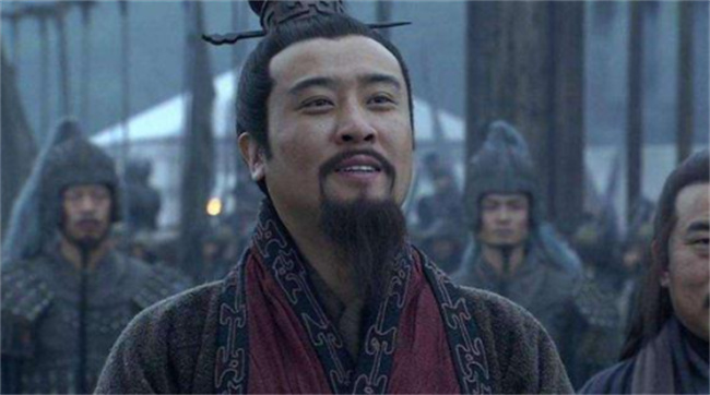 为何张鲁不投降刘备而誓死追随曹操呢 