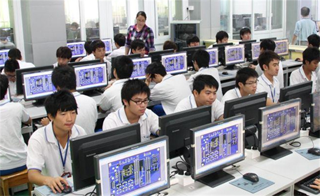 电子商务专业主要学习哪些课程，毕业可以干什么 