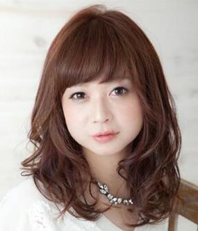 脸大女生变巴掌小脸发型