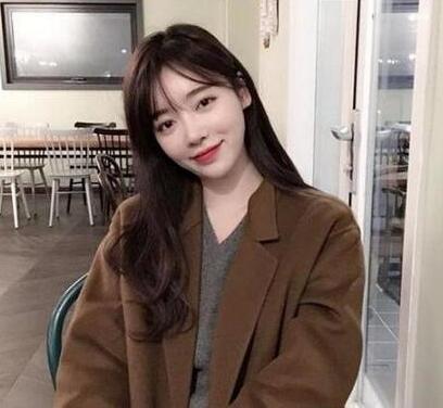 2024男生最喜欢的女生气质长发发型