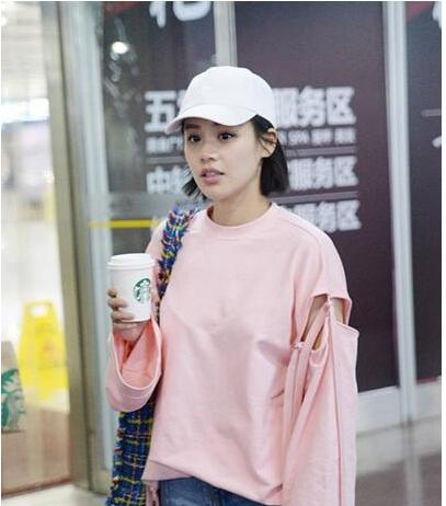 戴棒球帽适合的发型大全 让你美的冒泡