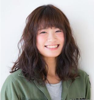 脸大女生变巴掌小脸发型