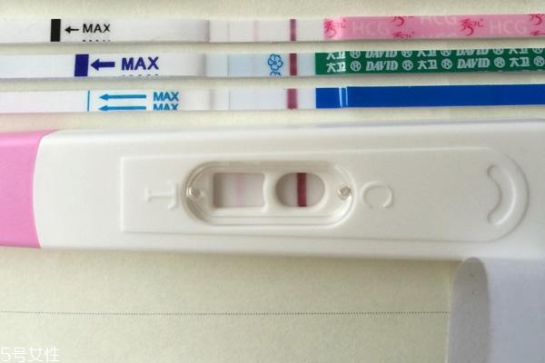 女性怀孕时验孕棒怎么用