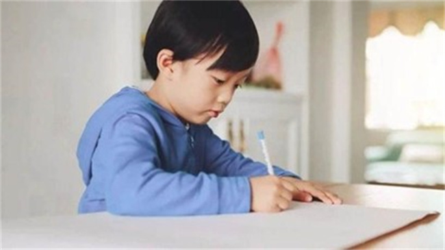 孩子写字丑要怎么教育 