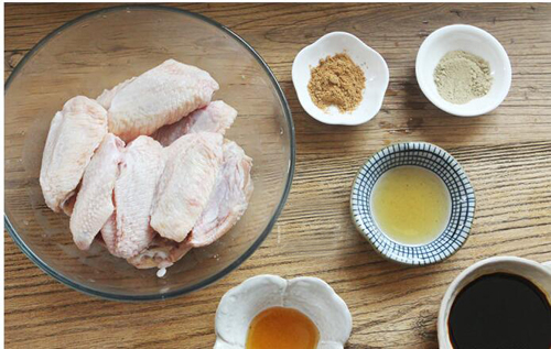 烤鸡翅怎么腌制好吃 家常烤鸡翅腌制方法