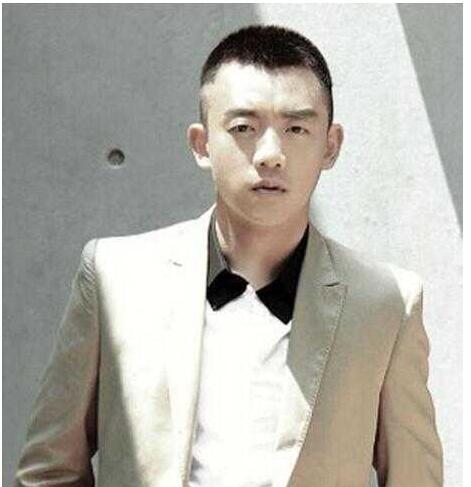 锈顶适合什么发型  适合男生头发锈顶发型
