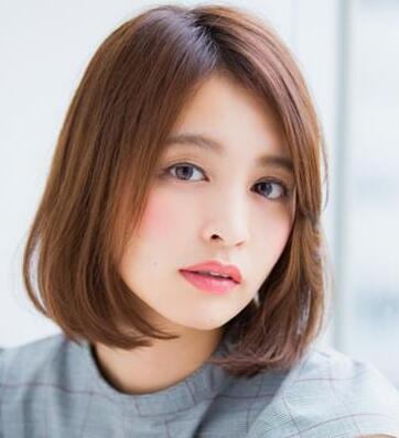 圆小脸女生适合的发型
